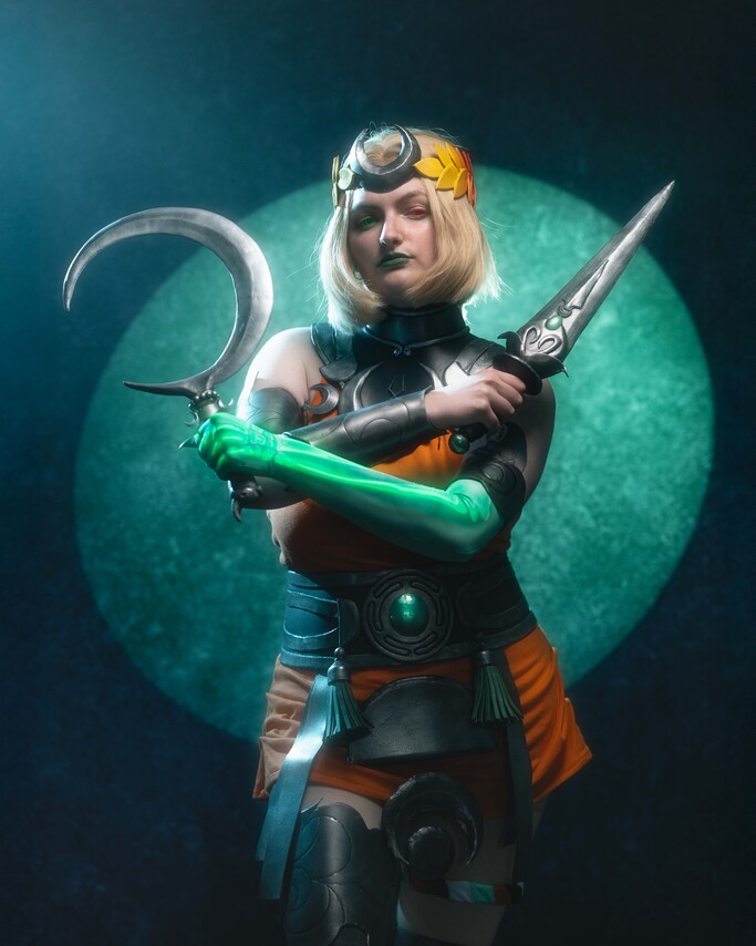 Cosplay of Melinoe from Hades 2